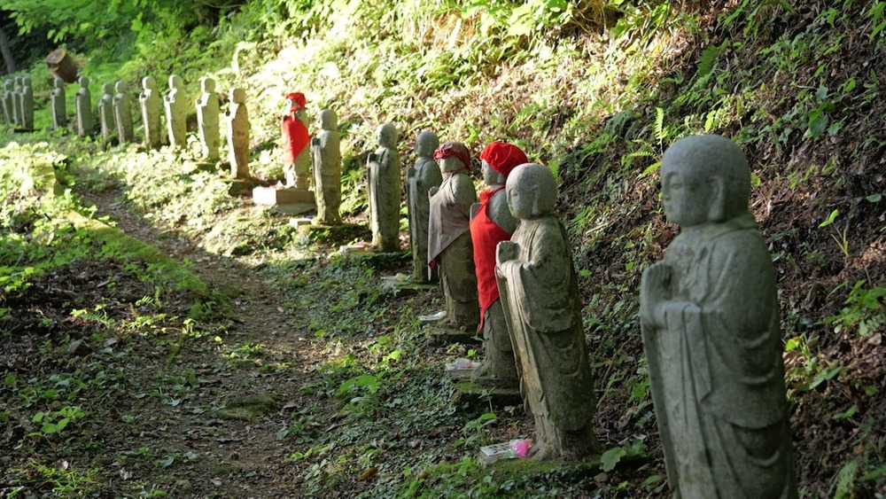 写真：CNAドキュメント15　シリーズ「イダマシ～残したい秋田の心～」折渡千体地蔵　平和を受け継ぐ思い