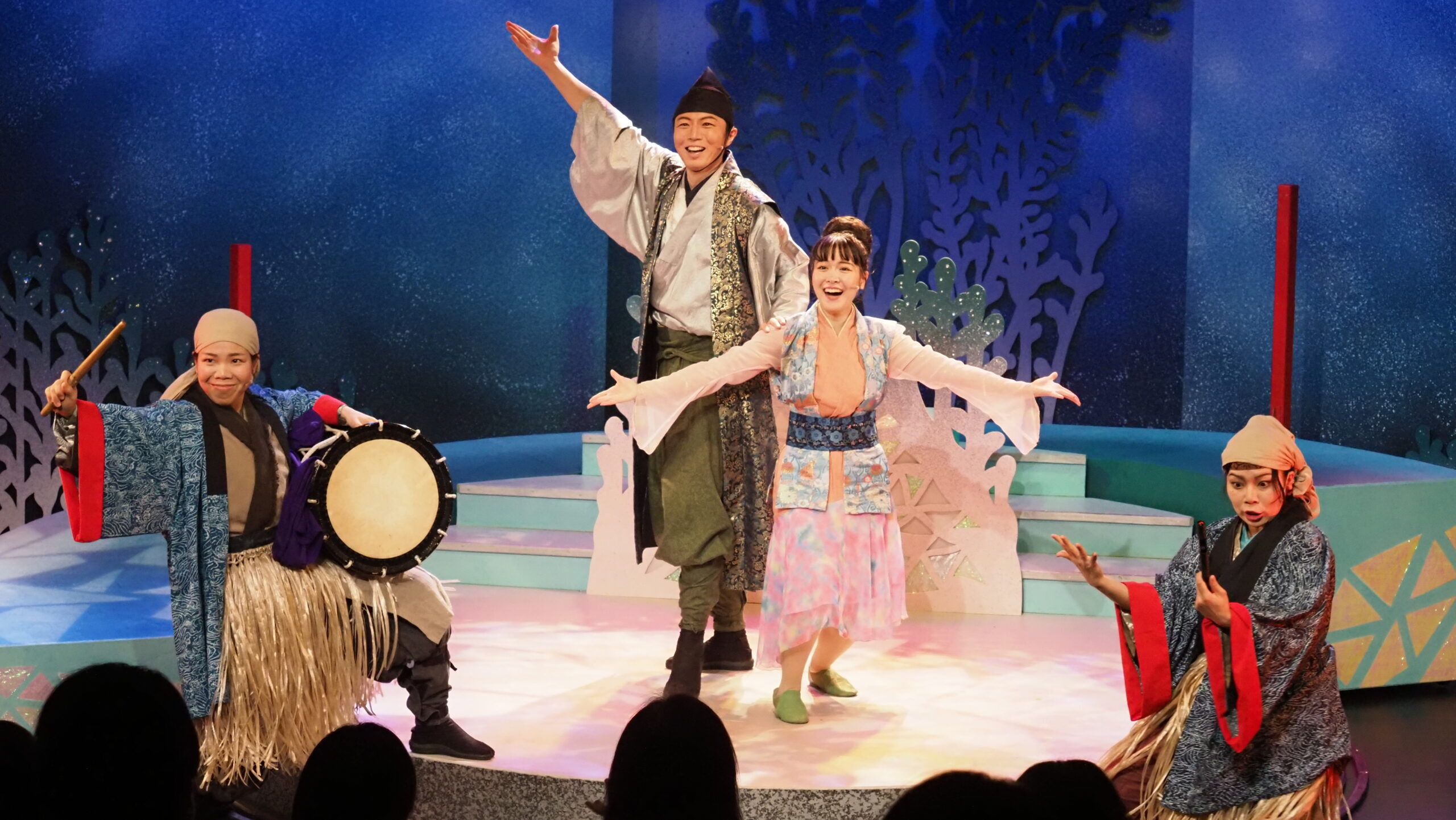 写真:わらび座ミュージカル劇場「新解釈・人魚姫伝説」～