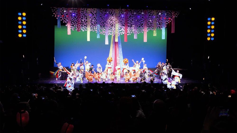 写真:わらび座ミュージカル劇場（番外編）「祭シアター HANA」